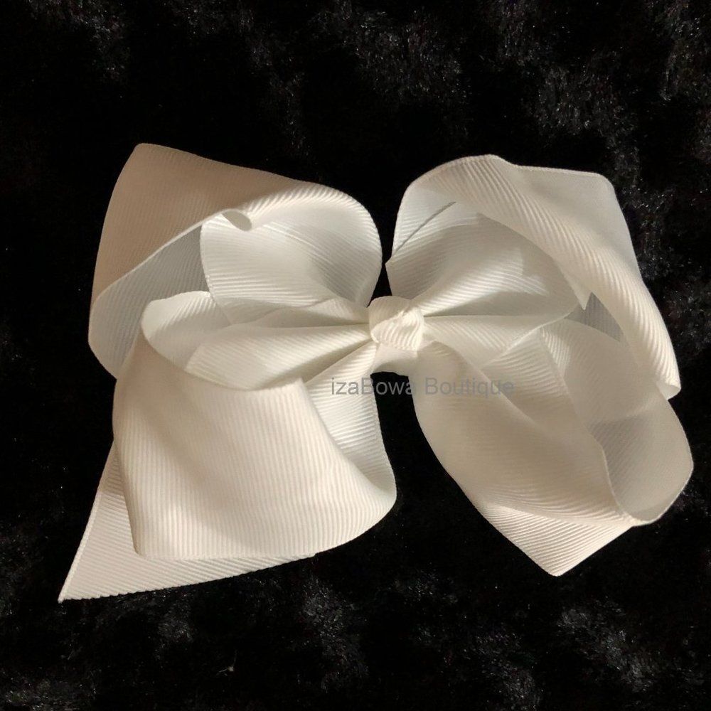 White 6" Boutique Bow 4B2145   HANDCRAFTED  Boutique